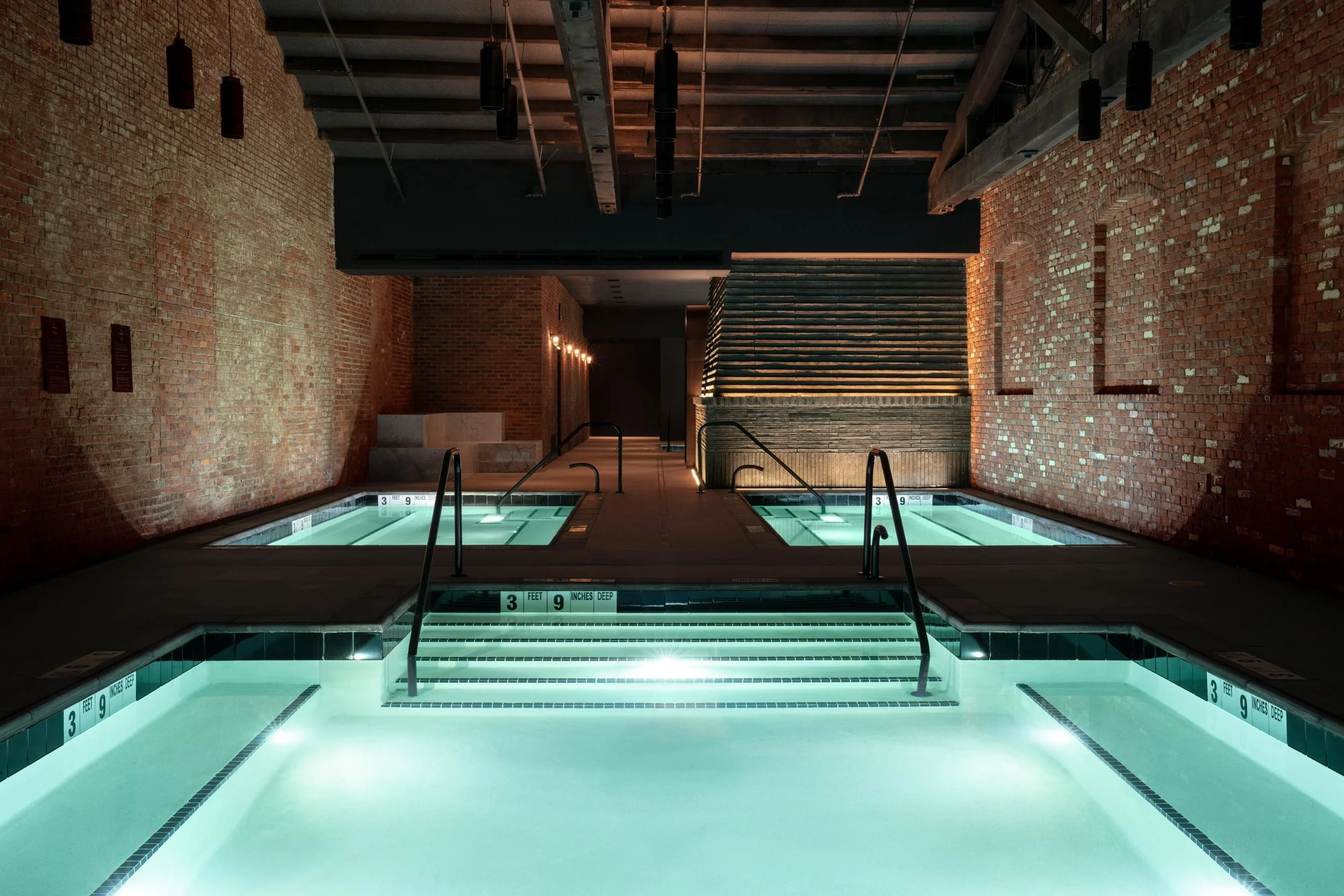 Bathhouse — photo 4