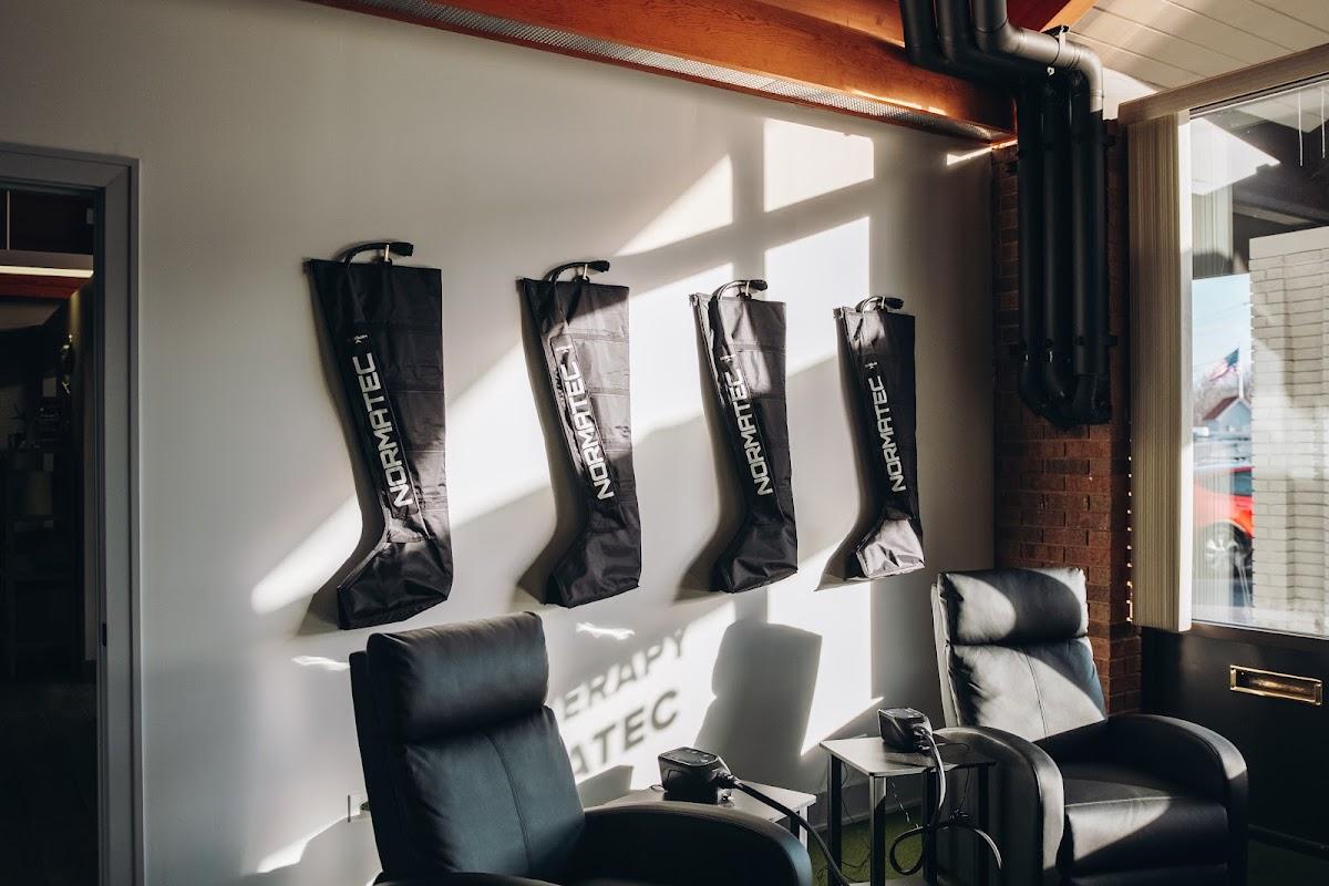 Maverick Massage and Cryotherapy — recovery studio in Naperville, IL