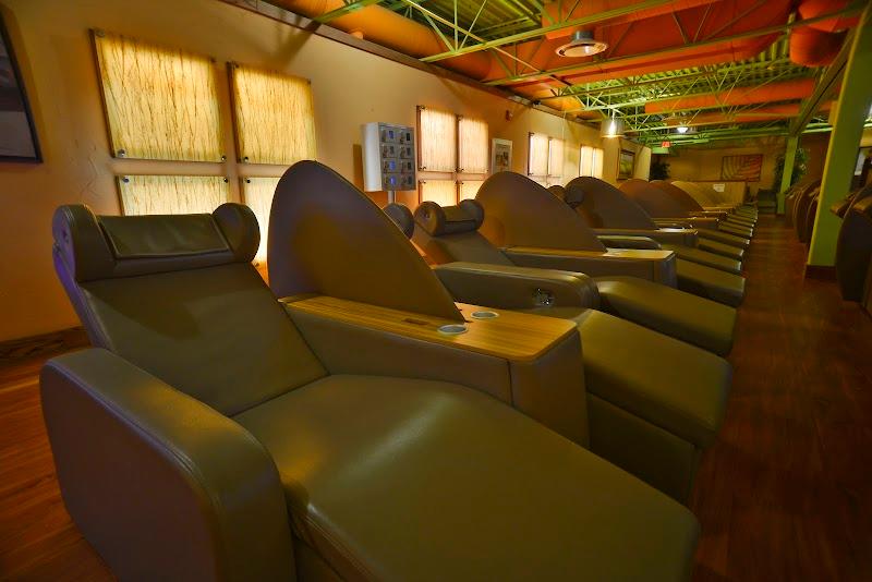 King Spa & Sauna — recovery studio in Niles, IL
