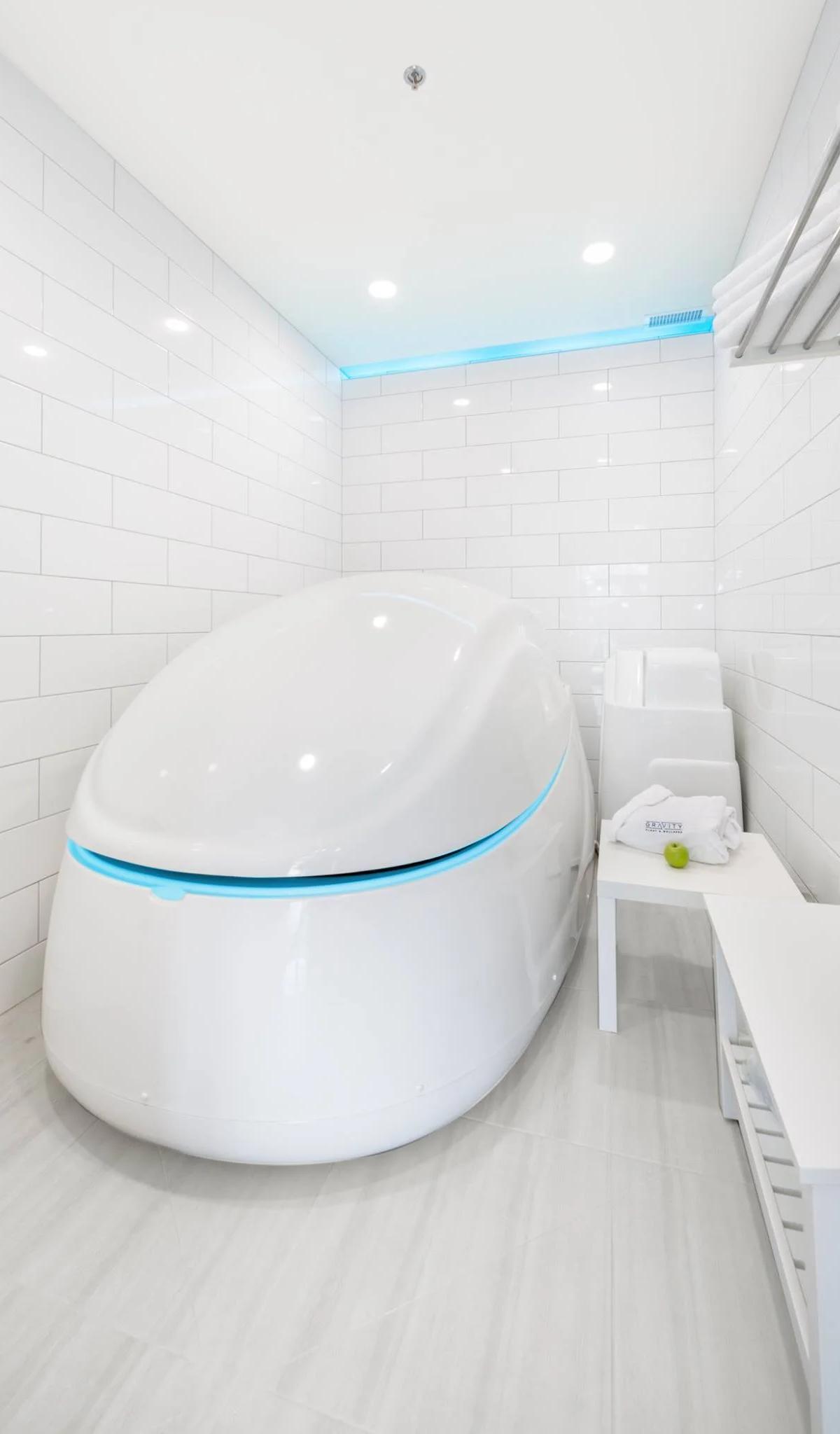 Superior Float Tanks Evolution Float Pod — photo 2
